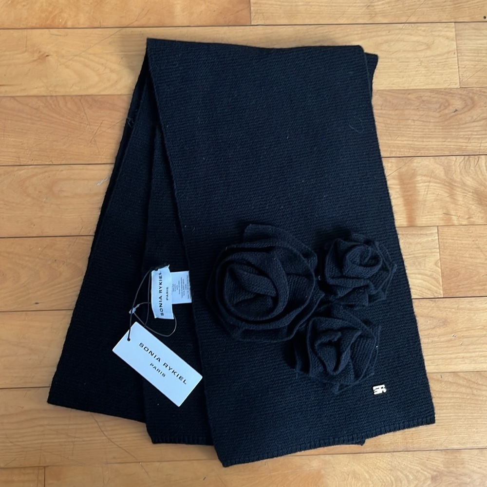 NWT SONIA RYKIEL black flower wool scarf